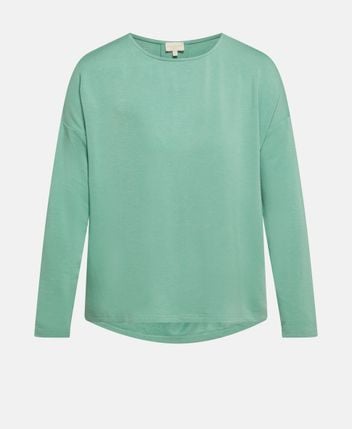 Long-sleeved top