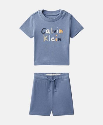 T-shirt and shorts set