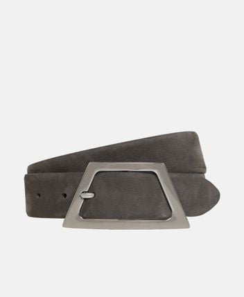 Leather belt