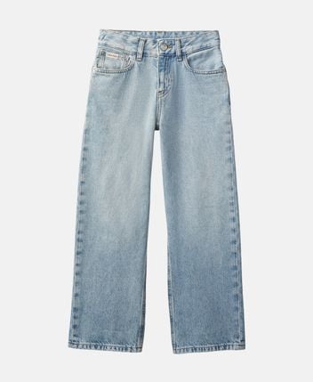 Loose fit jeans