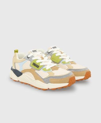 Sneakers Garner Choice