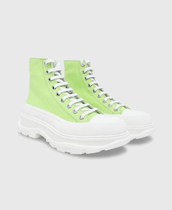 Chunky hi-top sneaker Tread slick