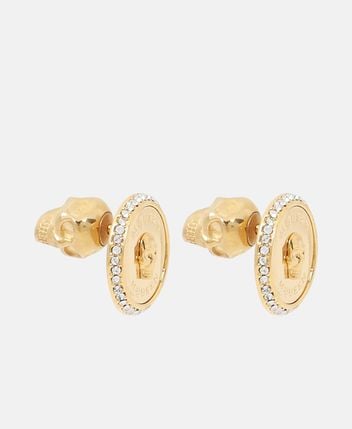 Earstuds