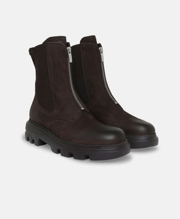 Chelsea boots