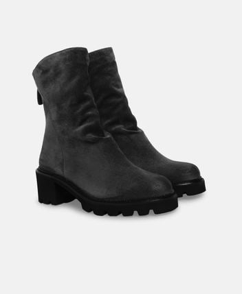 Ankle-boots