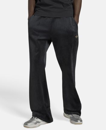 Velvet trousers
