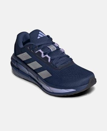 Running shoes Quester 3