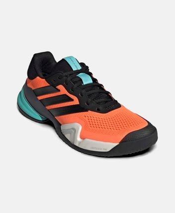 Tennis shoes Barricade