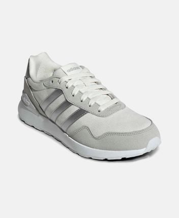 Sneakers Run Era