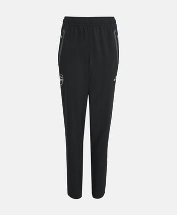 Training pants