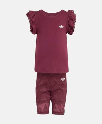 T-shirt and shorts set