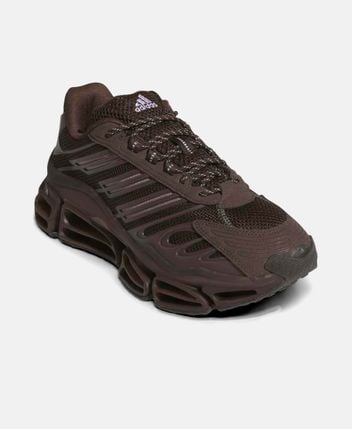 Chunky sneakers