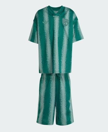 Track suit GRAPHICS