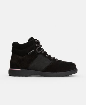 Lace-up ankle boot