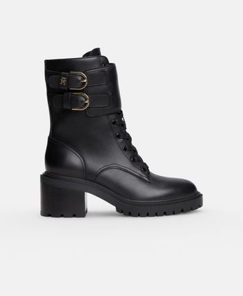 Lace-up ankle boot