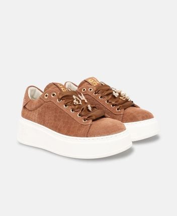 Platform sneakers