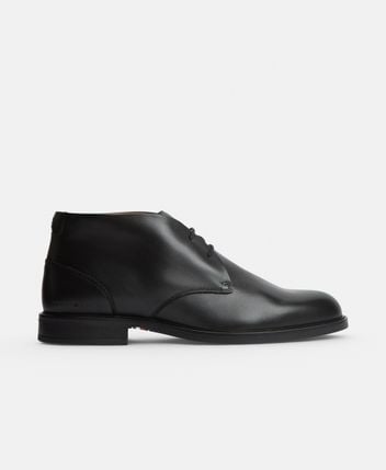 Lace-up ankle boot
