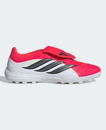 Football boots P3