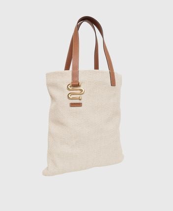 Shopper Sandy Beach