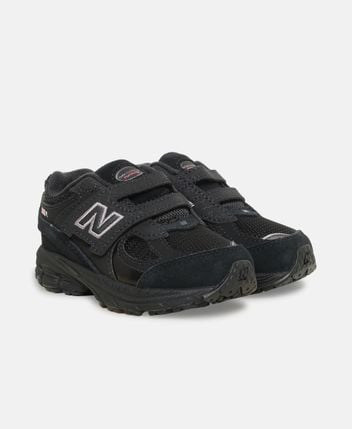 Sneakers 2002