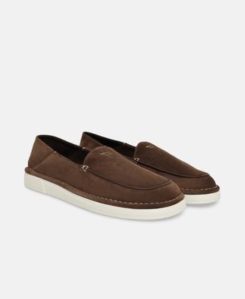Slip-on sneakers