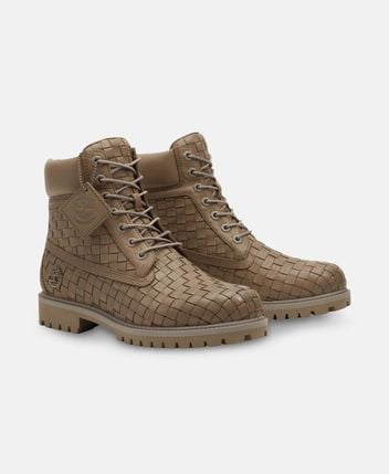 Lace-up boots