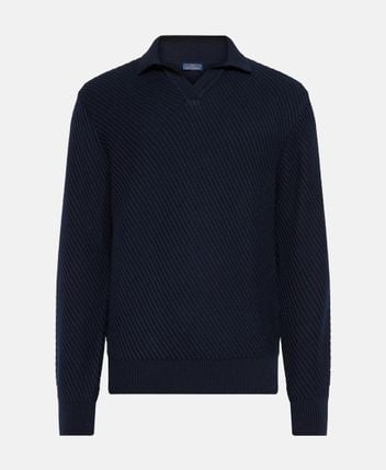 Wool pullover