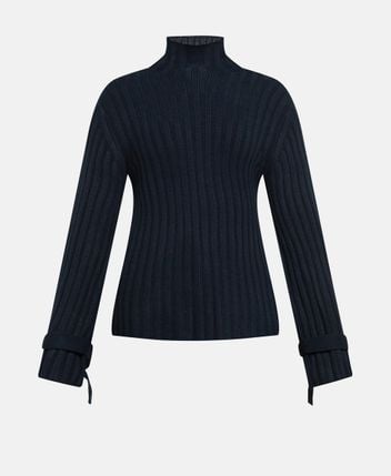 Long-sleeved jumper
