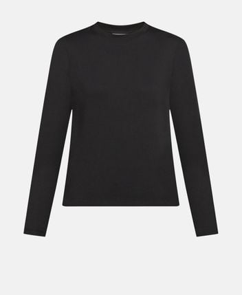 Long-sleeved top