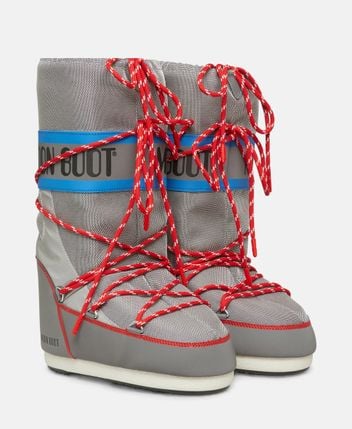 Snow boots