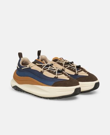 Platform sneakers