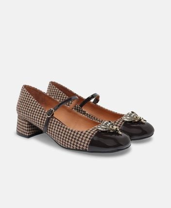 Mary Jane pumps