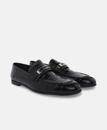 Loafers Loafed
