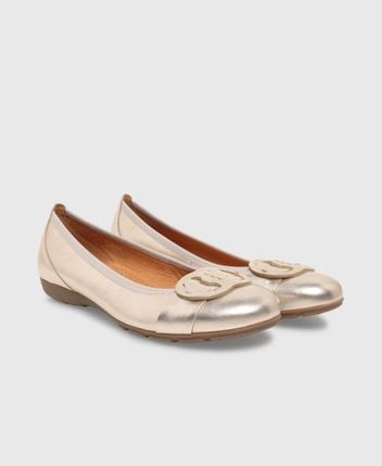 Ballet flats
