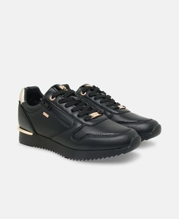 Sneakers Mana