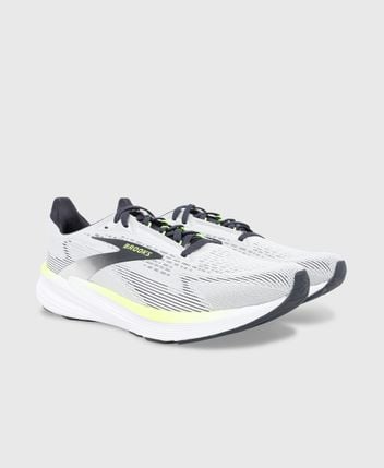 Running shoes Revel 8