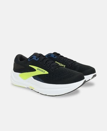 Running shoes Ghost