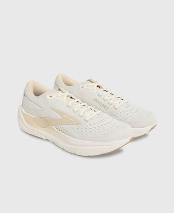 Running shoes
