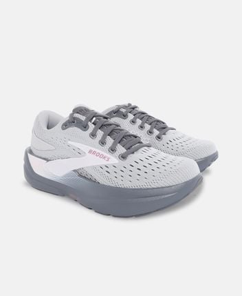 Running shoes Ghost Max 3