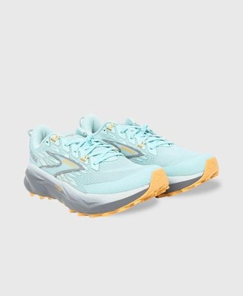 Trail running shoes Cascadia 19