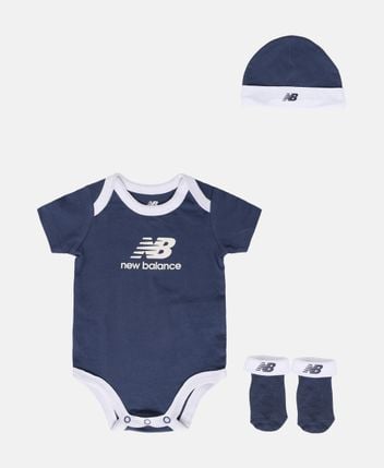 Body, hat and socks set