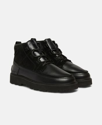 Lace-up ankle boot