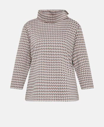 Long-sleeved top