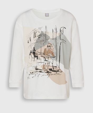 Long-sleeved top