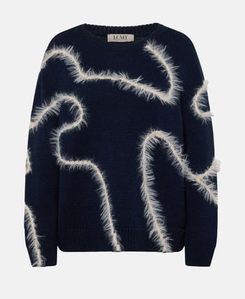 Long-sleeved jumper
