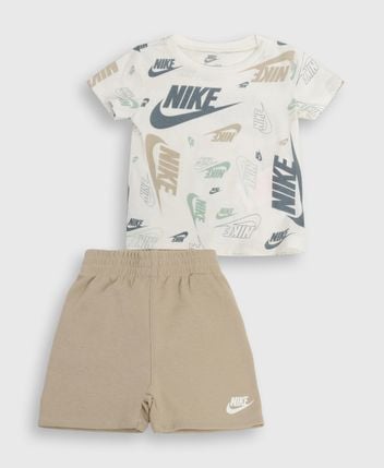 T-shirt and shorts set