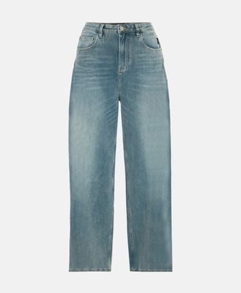 Wide-leg jeans