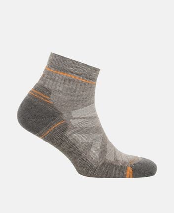 Wool-blend socks