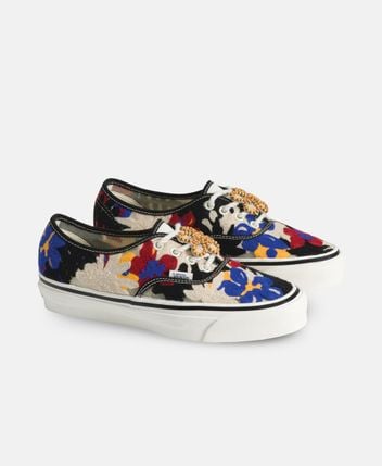 Sneakers Authentic