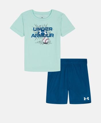 T-shirt and shorts set